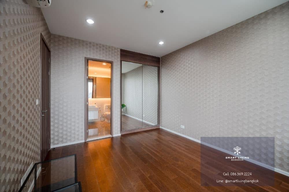 ขายคอนโดหรู Menam Residences, 3 ห้องนอน, ชั้นสูง วิวแม่น้ำเจ้าพระยา รีโนเวทใหม่ เฟอร์นิเจอร์ครบ, ใกล้ BTS สะพานตากสิน ใกล้เอเชียทีค