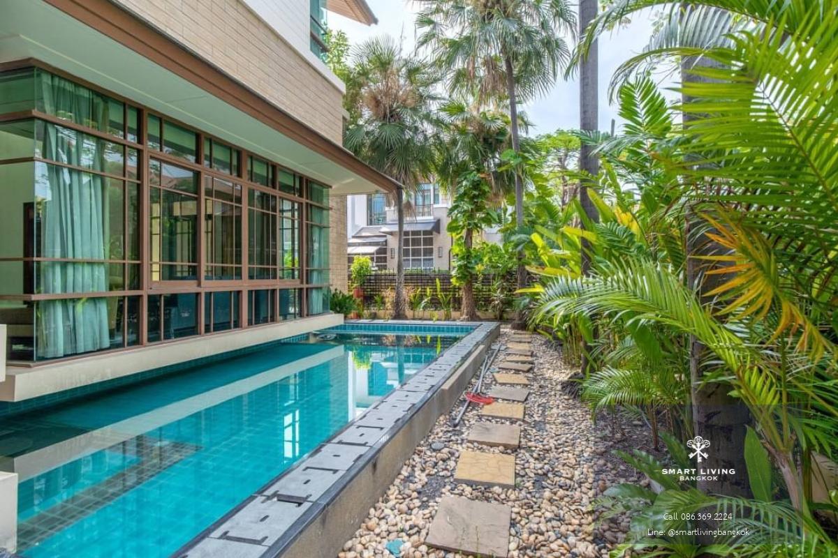 📢👇Luxury corner unit house with private pool and Jacuzzi for rent / sale in nice quiet and shady village with good security in the heart of BKK near  St.Andrews International School Bangkok, Bangkok Adventist International School, Astra Academy Internatio