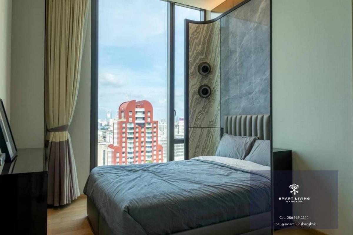 📢👇Luxury condo near Central Chidlom, Central Embassy , convenient access to Ploenchit-Wireless Road and  Langsuan Road