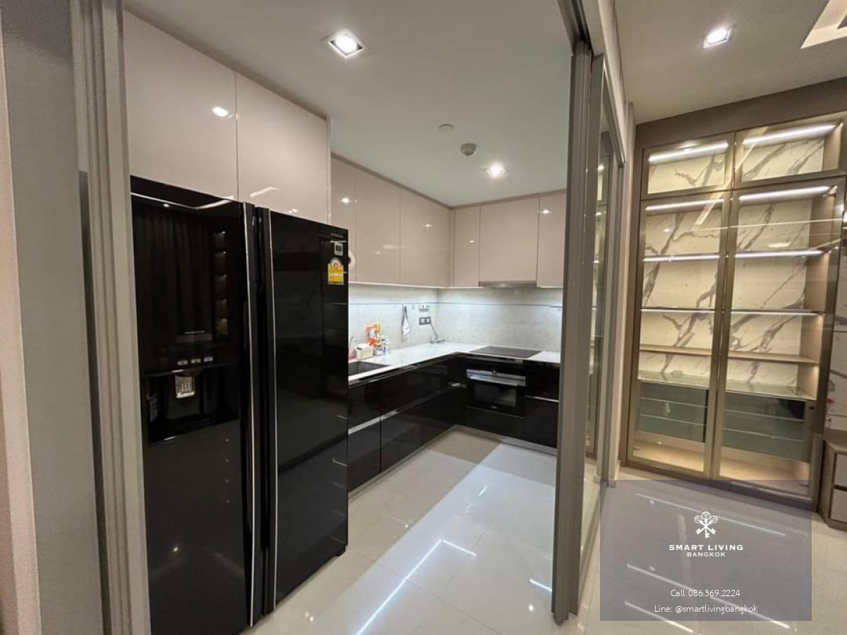 📢👇For sale with tenant til May 25Bangkok Sathorn is one of good place, good location to live in Sathorn , only few steps to BTS , private lift, fully furnished, nice decoration, ready to move in