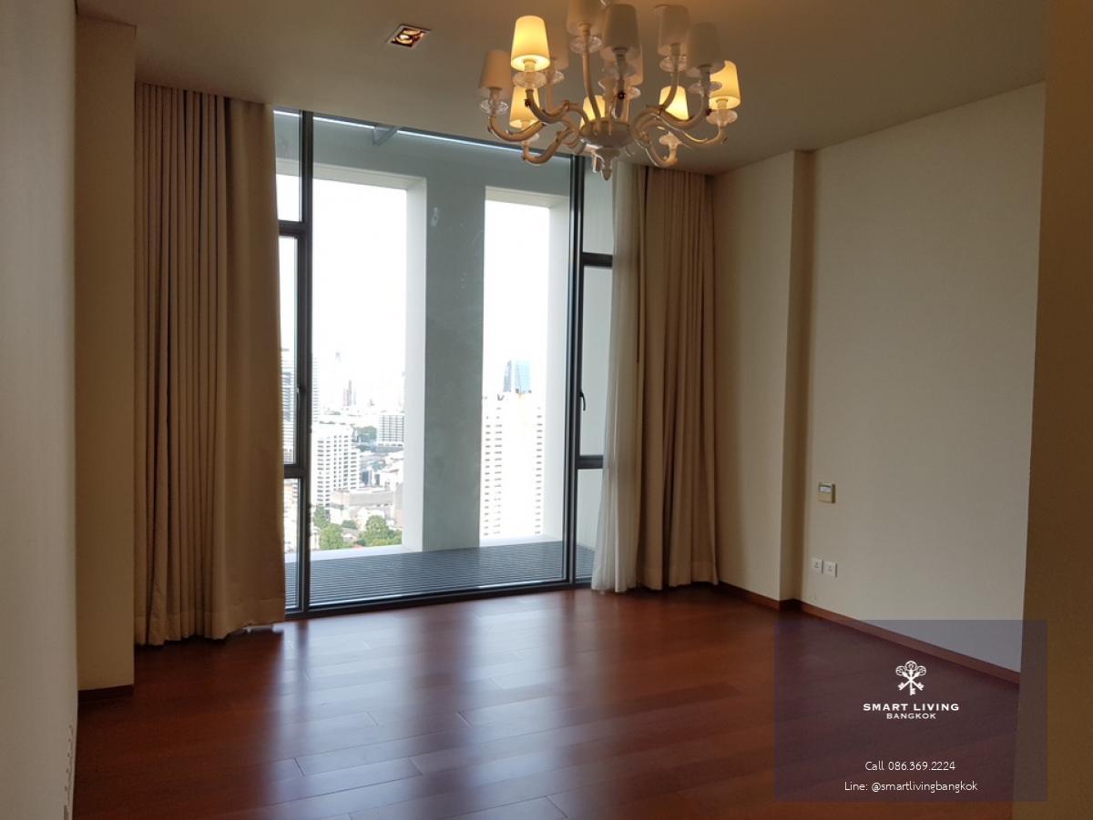 📢👇Rare item  Luxury condo 4 beds Duplex, private lift and pool, spacious living room , unblocked view, located in Sathorn, next to Sukhothai Hotel. There are three exits: one to Soi Suan Phlu , Soi Nanta(Sathon 1),  Sukhothai hotel ( south Sathon ), conce