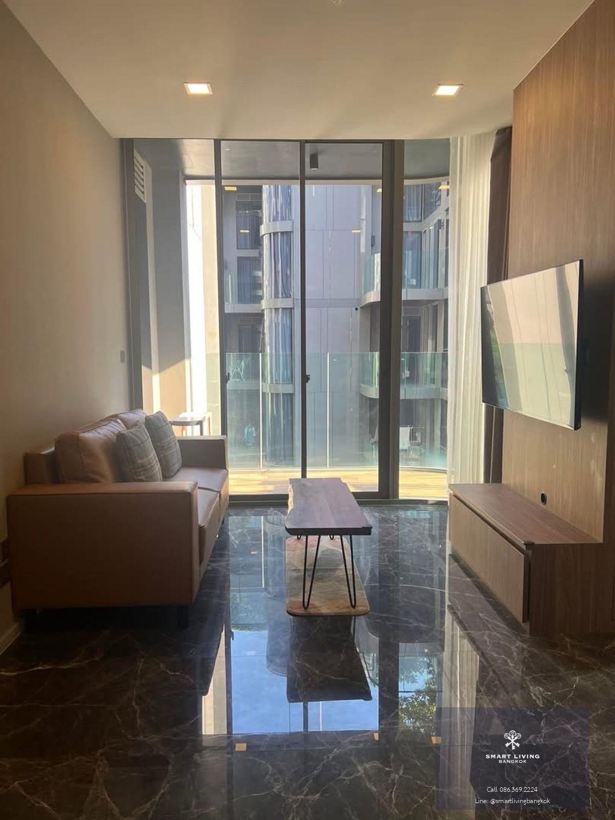 📢👇For investors, receiving monthly rental income 65k:month until April 2027. Low rise petfriendly , quiet and peaceful place, in Em district area, near Benjasiri park,  nice decoration