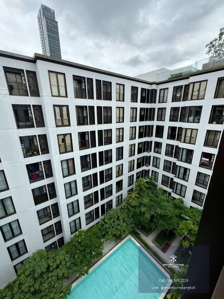 📢👇Brand new unit and low rise project for sale , affordable price and worth for living or investing at minimal luxury place Chapter Thonglor 25 , surrounded by many popular restaurants, community mall, supermarkets.