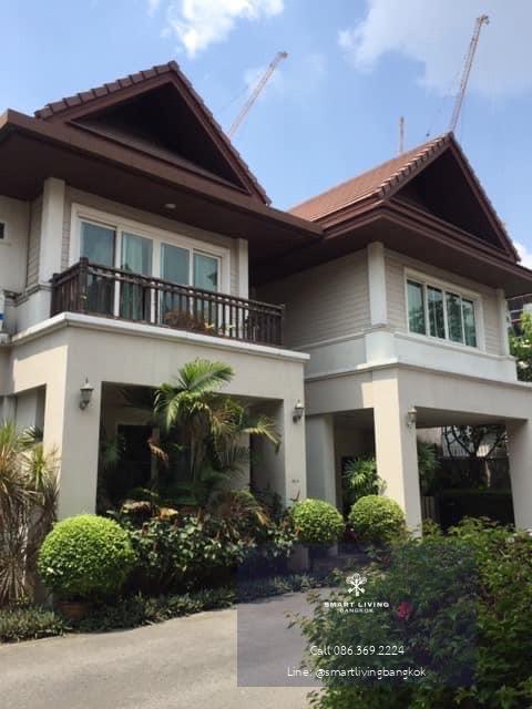 For rent House with private pool , near BTS Thonglor