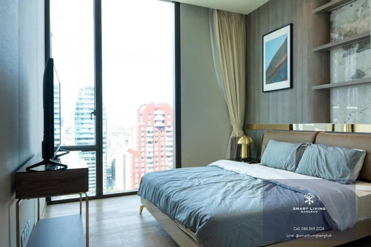 📢👇Luxury condo near Central Chidlom, Central Embassy , convenient access to Ploenchit-Wireless Road and  Langsuan Road