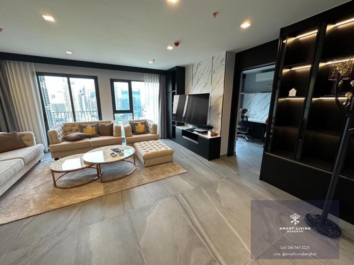 📢👇 Special Combine unit at Life Asoke Hype, open view to Makkasan airport link, Fully furnished with high quality Interior, near fortune town, Central Rama 9