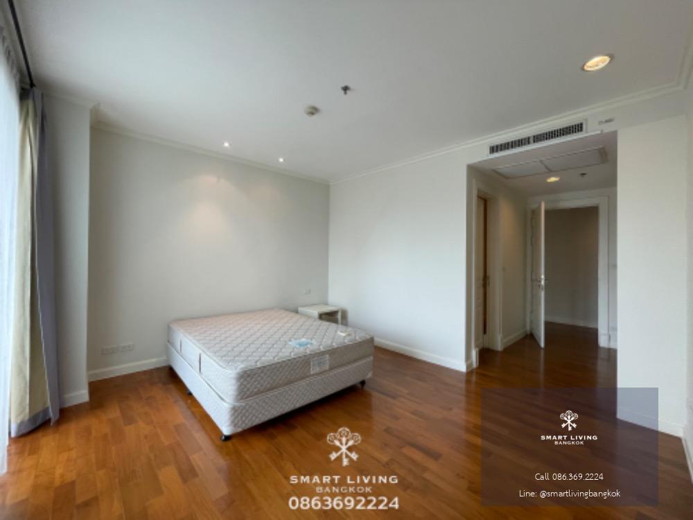 For rent Large unit, 3 bedrooms, fully furnished, near MRT Klong Toey, near Lumpini Park, Sathorn, Rama 4.