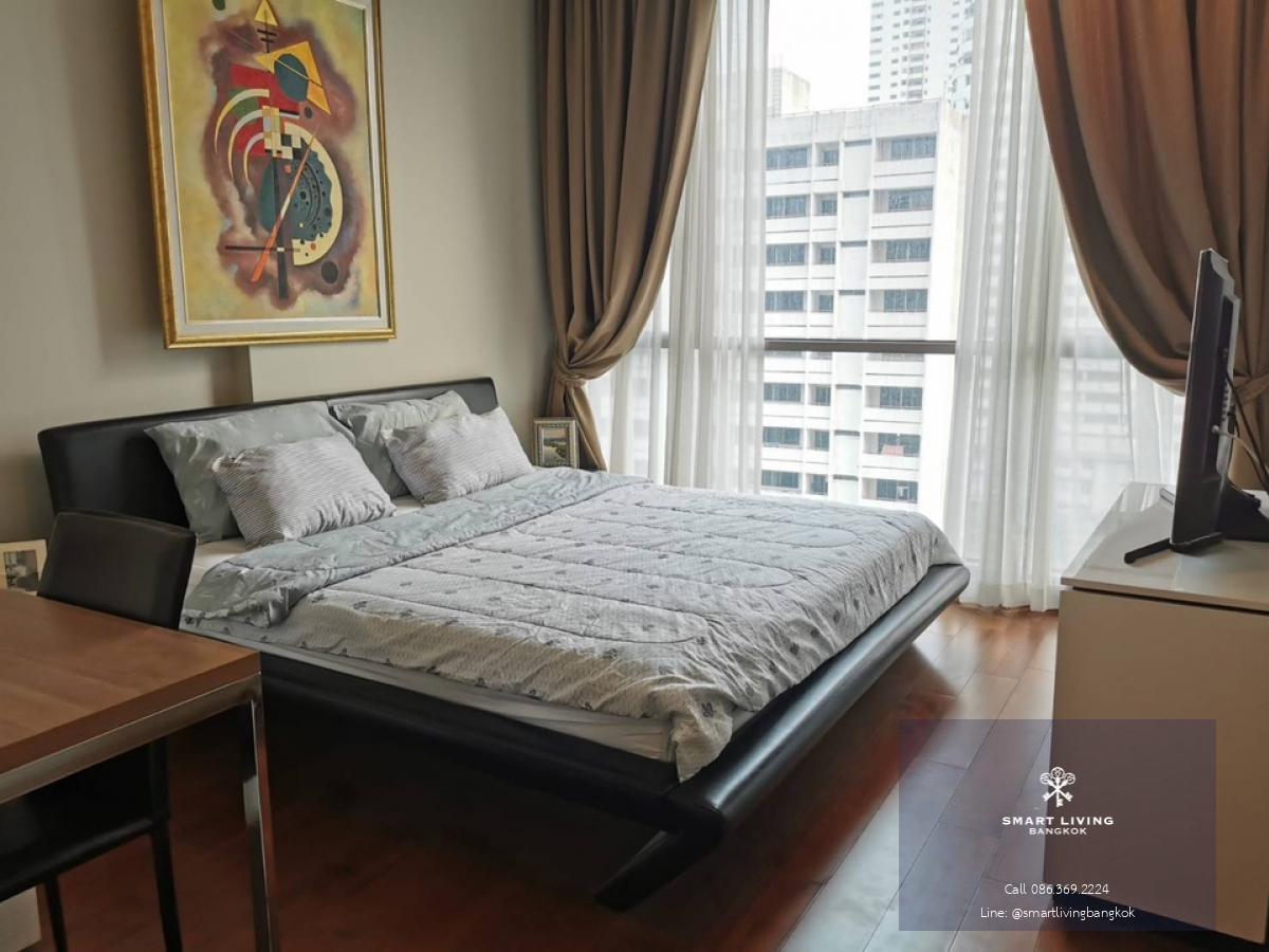 📢👇 One of luxury condo Quattro By Sansiri , on the main street of Thonglor, surrounded by many popular restaurants and coffee shops .