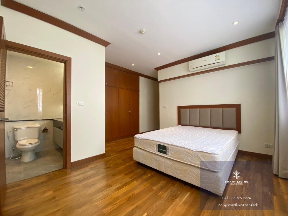 For rent! Huge residence 4 bedroom with maid room in mid of Sukhumvit near BTS Asok and Terminal 21