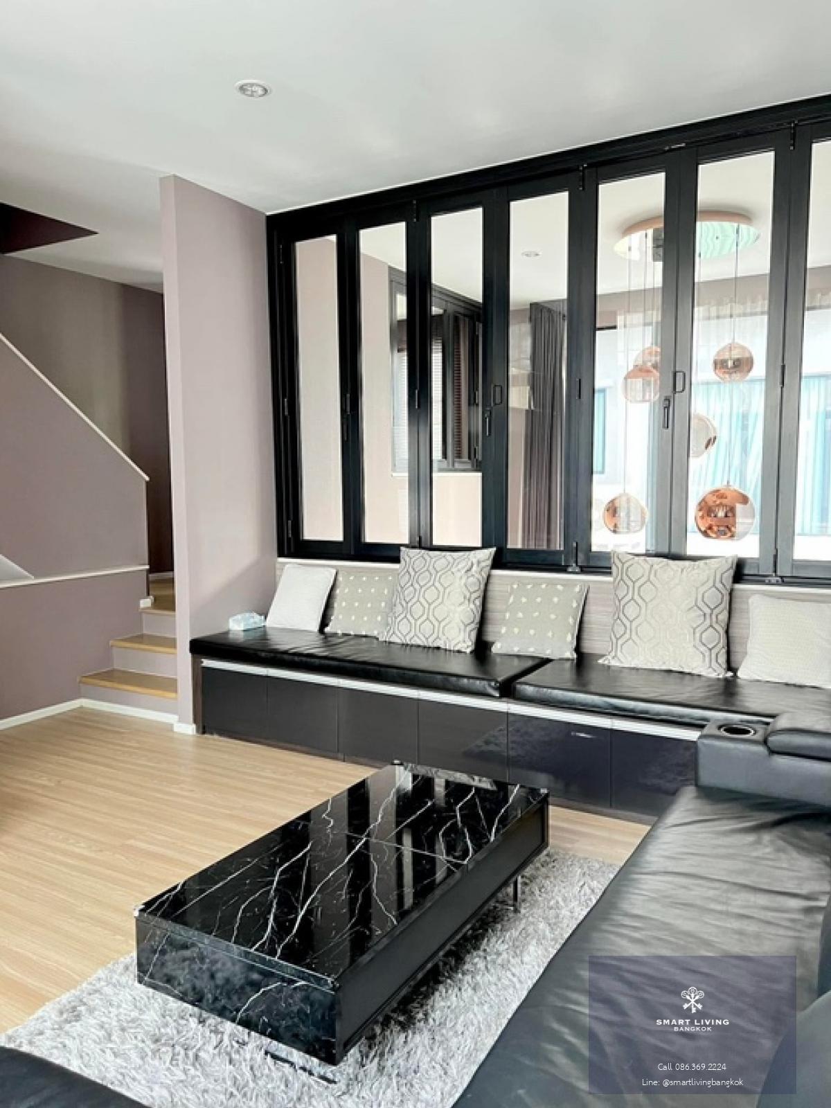 📢👇Live with your pet🐶🐈Townhome 3.5 storey , easily travelling to town, near Expressway Rama 9, Brighton college Bangkok, Wellington international college , The Mall Bangkapi