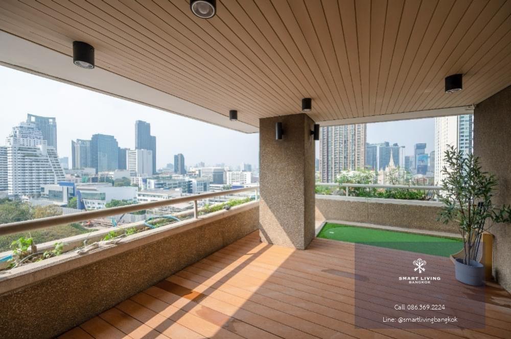 📢👇Newly renovated PENTHOUSE ( replaced water and electricity systems throughout the house, changed floors, new walls, new bathrooms ) , decorated in Modern Luxury style with a small putting golf course at the big balcony , unblocked view