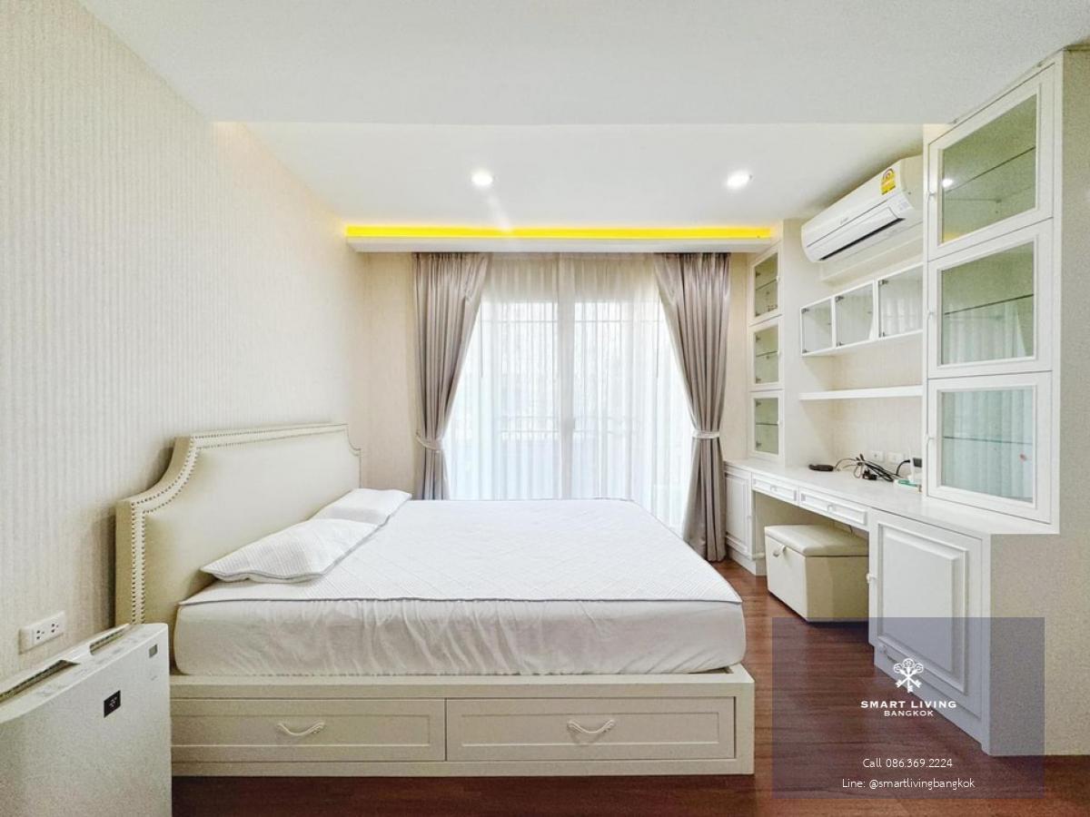 📢👇Luxury 3 storey Townhome at Leon Sukhumvit 62, good compound with good security, next to the expressway, nearby numerous schools, shopping malls, hospitals, restaurants