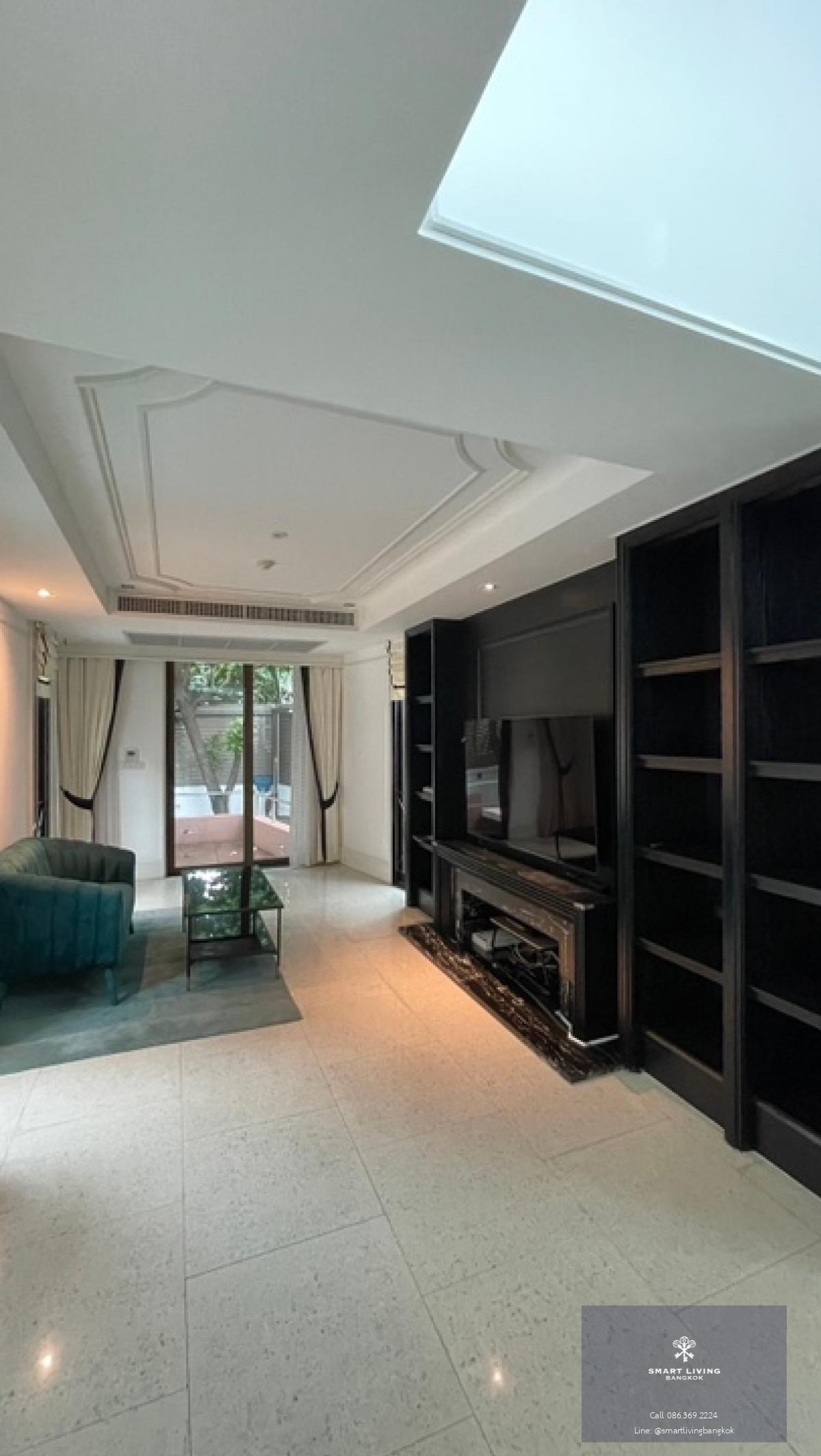 📢👇Baan Lux Sathorn is one of luxury place to live, big balcony, private lift, private pool, private automatic garage for 2 Cars parking with air conditioner