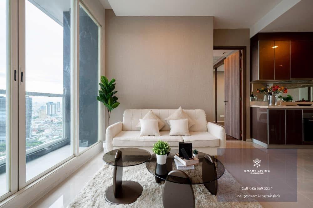 ขายคอนโดหรู Menam Residences, 3 ห้องนอน, ชั้นสูง วิวแม่น้ำเจ้าพระยา รีโนเวทใหม่ เฟอร์นิเจอร์ครบ, ใกล้ BTS สะพานตากสิน ใกล้เอเชียทีค