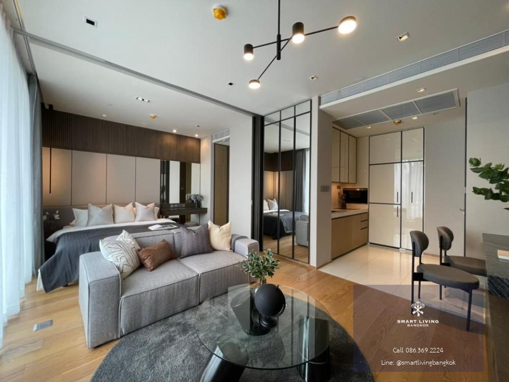 📢👇Rare item only 1 type in each floor, sell with tenant contract til June 24, Luxury condo with 5 stars concierge service, close to BTS, only about 10 mins walk to Em district