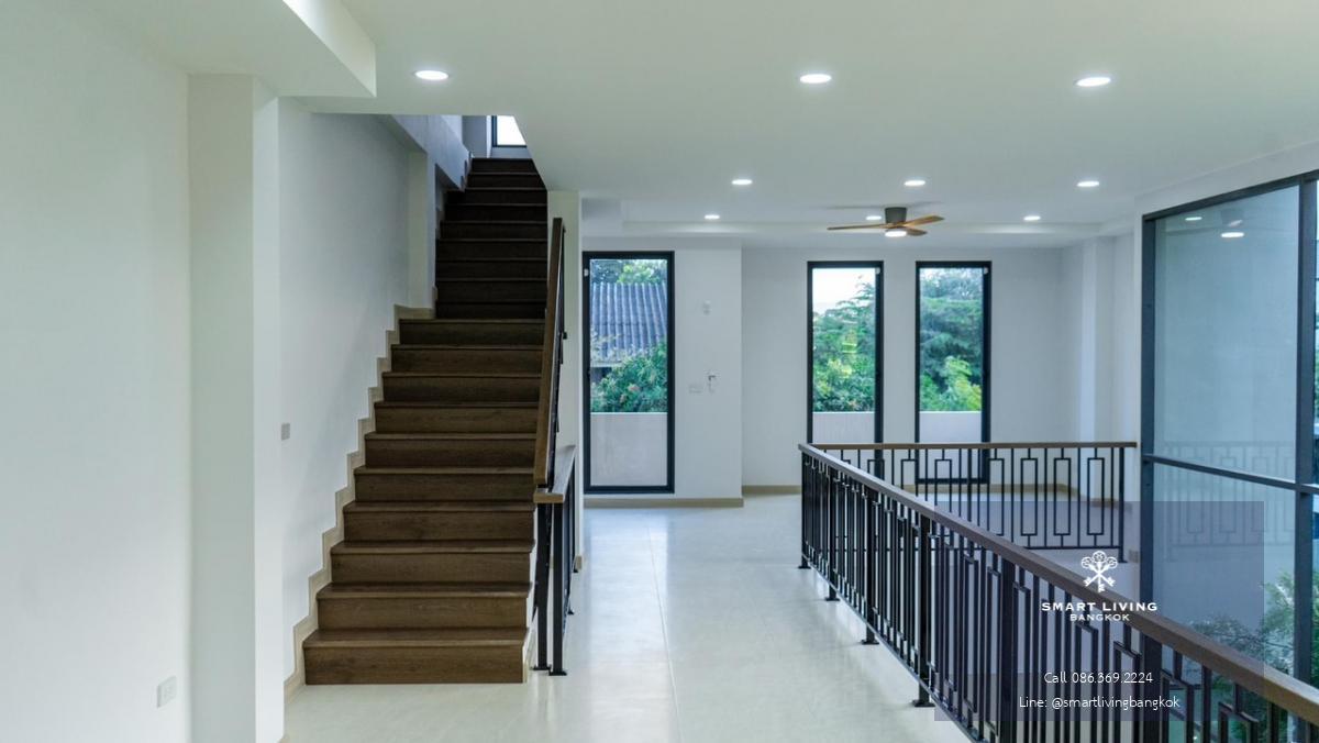 📢👇Brand new house 3.5 storey, nice modern decoration, not far from BTS