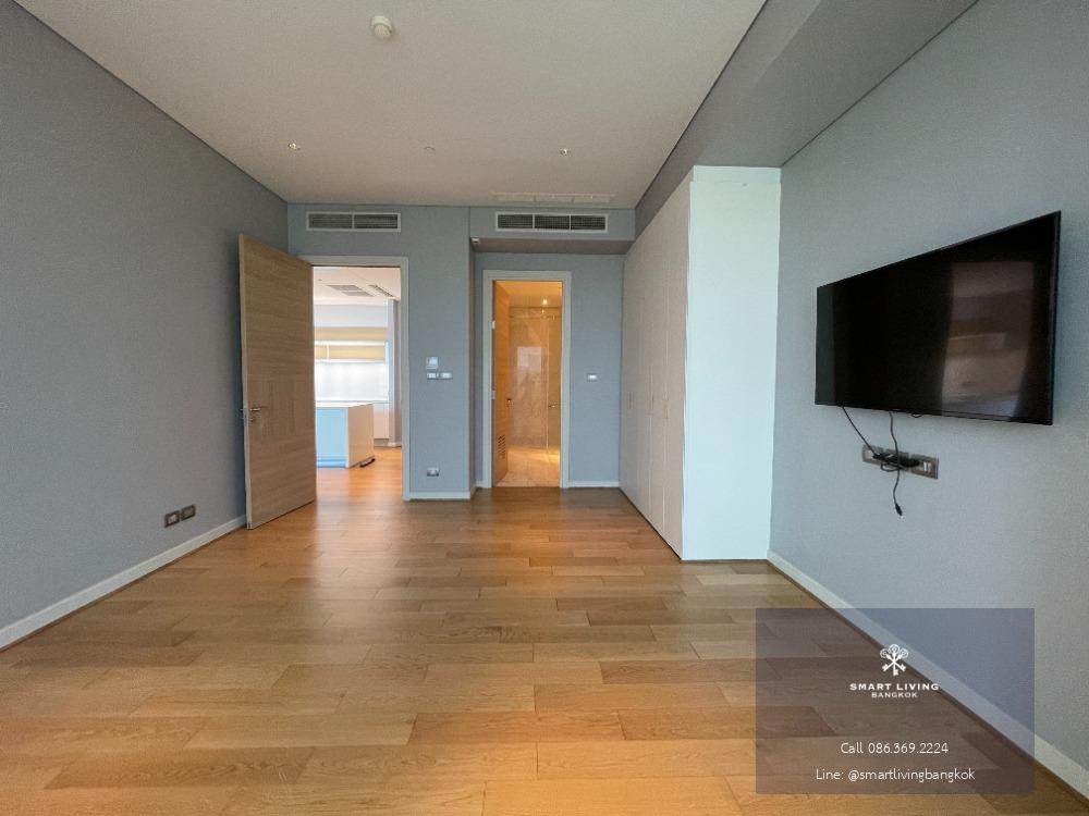 ✨ 👍Spacious unit in popular at Sindhorn residence, near Lumpini park,nice decoration with big balcony ready to move in.