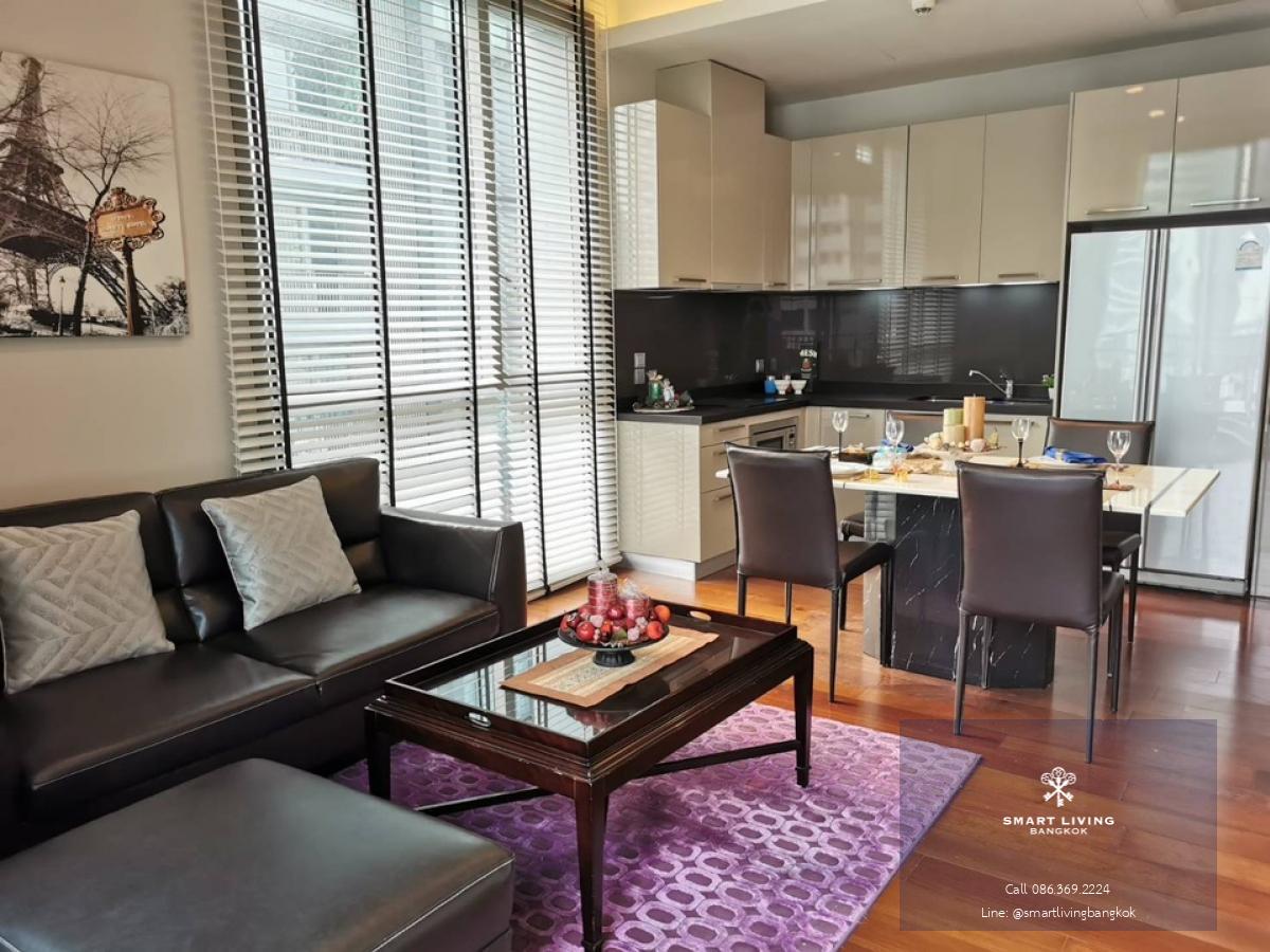 📢👇 One of luxury condo Quattro By Sansiri , on the main street of Thonglor, surrounded by many popular restaurants and coffee shops .