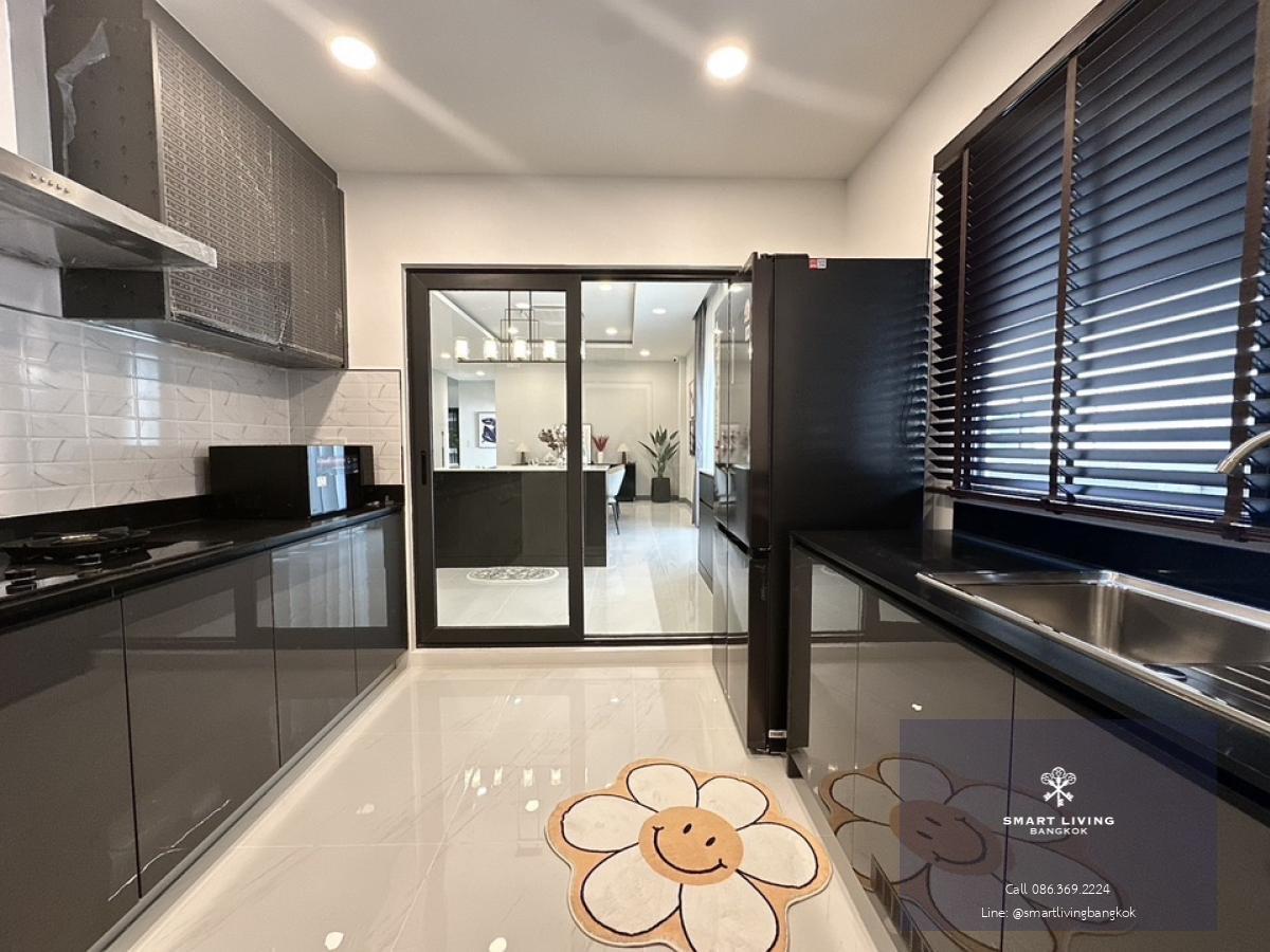 📢👇 Brand new  house in new compound, face the garden, fully furnished, near Mega Bangna❌Pet not allowed ❌Non smoking tenant❌ No company registration accepted