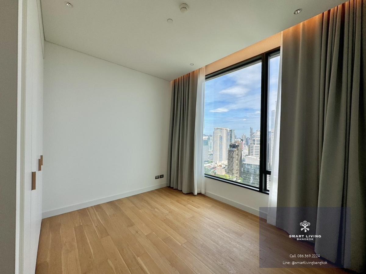 📢👇 Sindhorn Residence is worth for living and investing as this is one of the most wanted place and area in BKK, near Lumpini park, Velaa community mall, One Bangkok