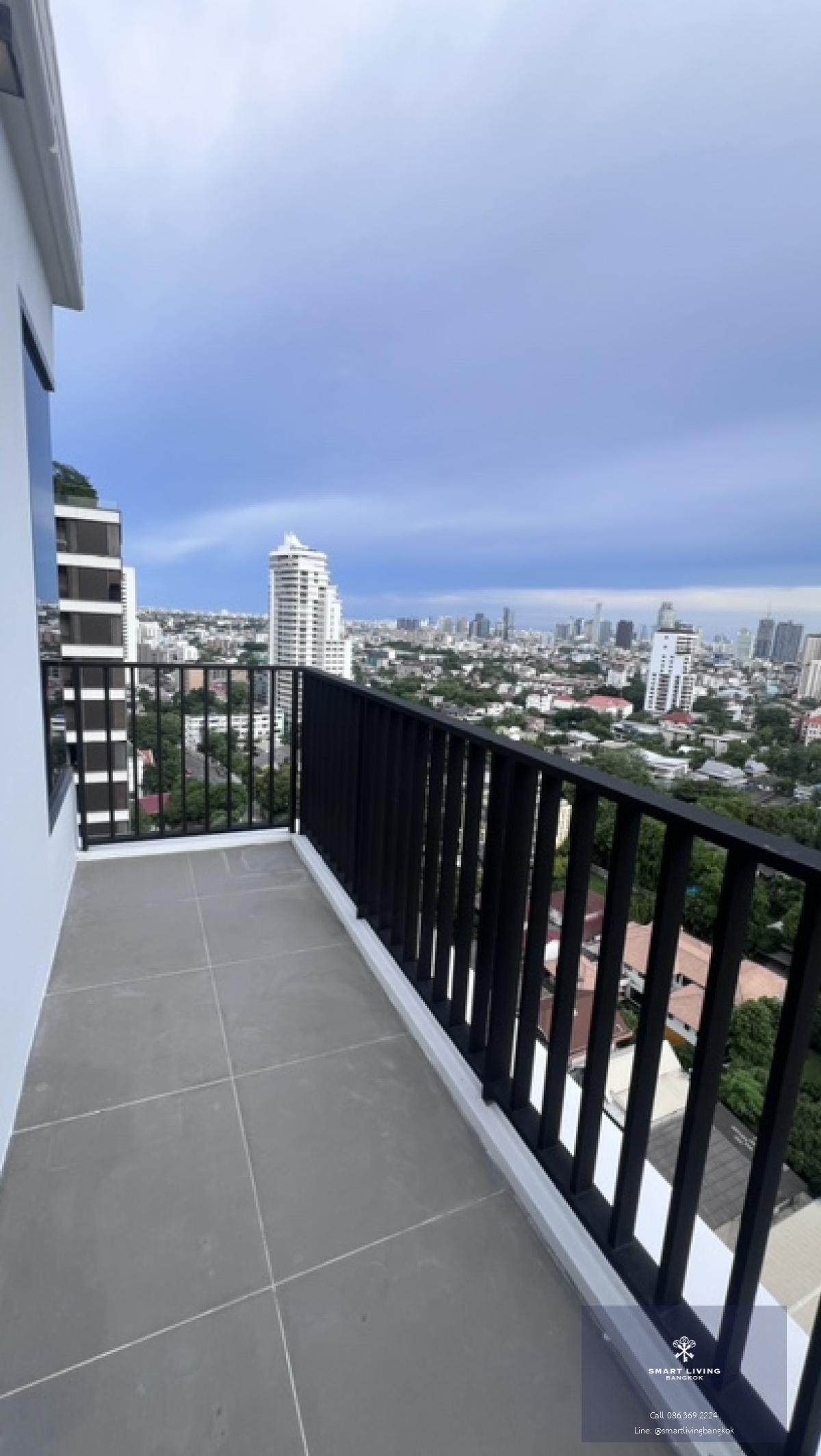 📢👇Petfriendly at M Thonglor, 2 beds rent and sell in reasonable price, unblocked view with long big balcony, fully furnished, ready to move in