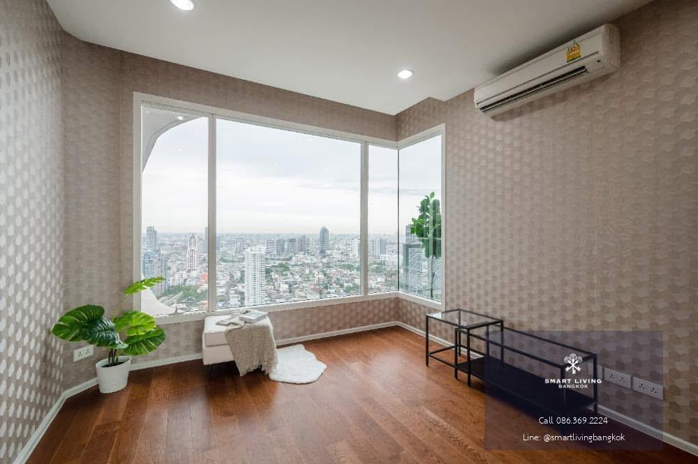 ขายคอนโดหรู Menam Residences, 3 ห้องนอน, ชั้นสูง วิวแม่น้ำเจ้าพระยา รีโนเวทใหม่ เฟอร์นิเจอร์ครบ, ใกล้ BTS สะพานตากสิน ใกล้เอเชียทีค