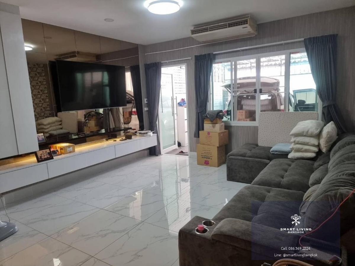 📢👇 Townhouse for rent in Sutthisan, close to Central Rama 9, Central Ladprao, Esplanade Ratchada, The Street Ratchada.