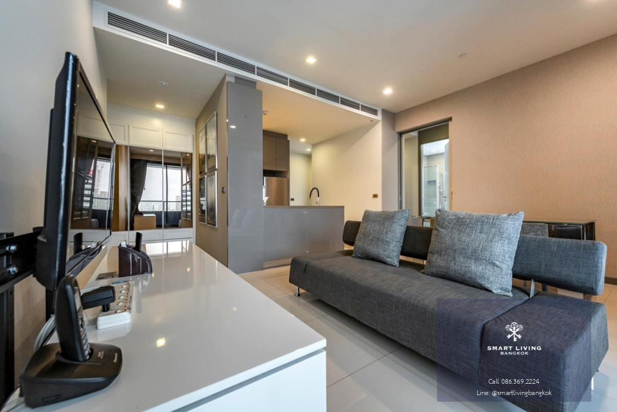 📢👇Petfriendly condo for sale .No high building blocked the view of Icon Siam,  the balcony on the north-west direction, nice decoration, fully furnished, close to Sirat expressway