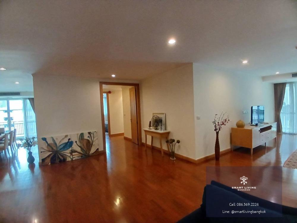 For rent 3 bedrooms, petfriendly in town near BTS Phromphong