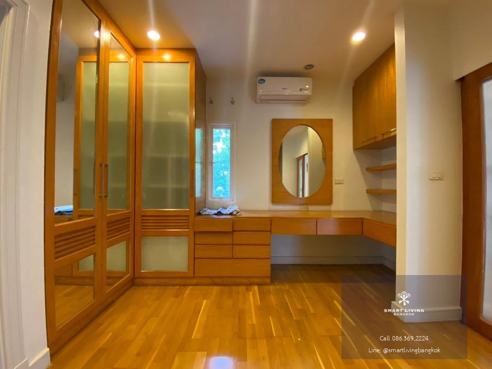 ✨Experience with Private House petfriendly 4 bedroom 2 living room private pool and kitchen👇 compound by 24h security guard 5 min walk to bts Thonglor