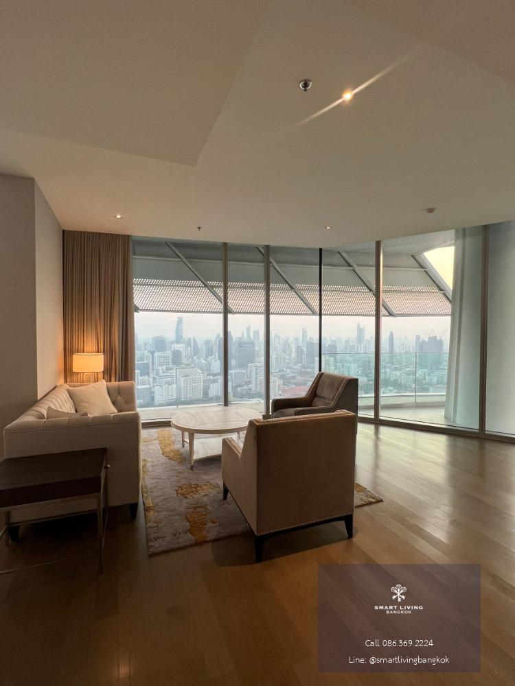 🌟✨For rent the best Penthouse in city Magnolia Ratchadamri 3 beds duplex with luxury furniture and superb panorama view, near Central World ready to move in.