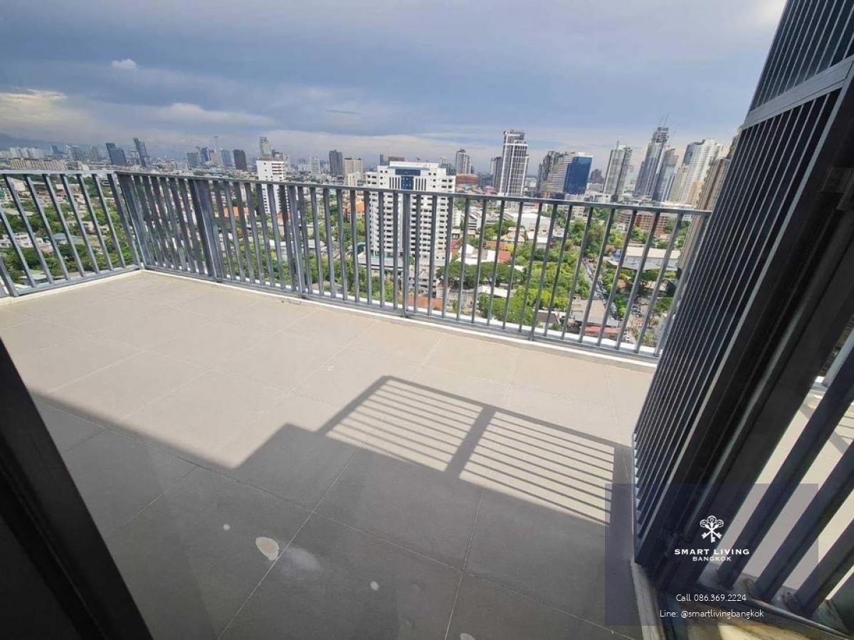 📢👇Penthouse, petfriendly, long big balcony ,located in Thonglor / Ekamai near Donki mall