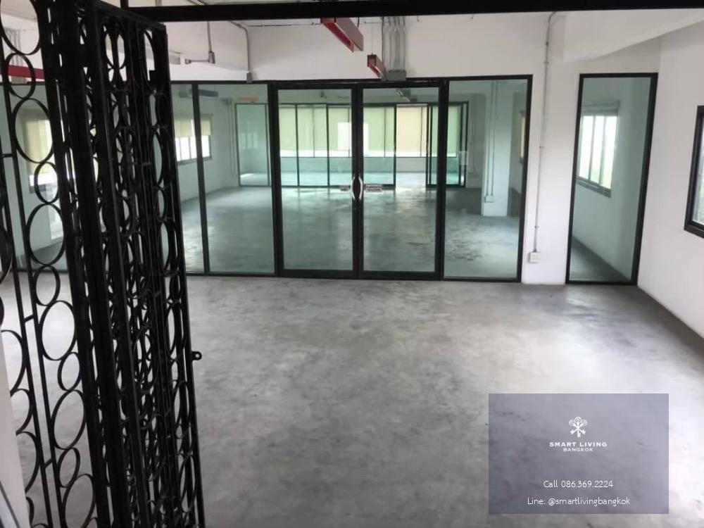 🔥 ขายด่วน  Office and warehouse Ladprao 71 , BTS ลาดพร้าว