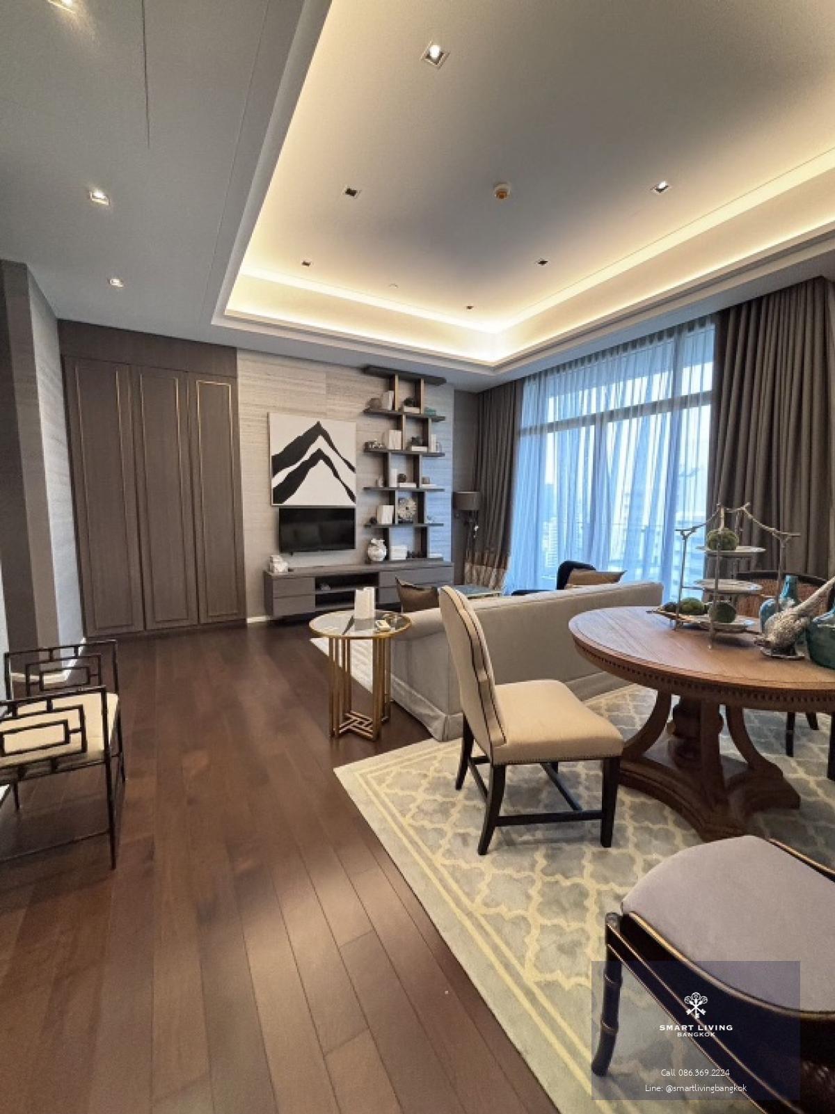 📢👇Rare item!3 beds at The Diplomat 39, in Em District ( Emporium, EmQuartier, Emsphere) near BTS Phromphong, nice decoration , fully furnished furnish, ready to move in